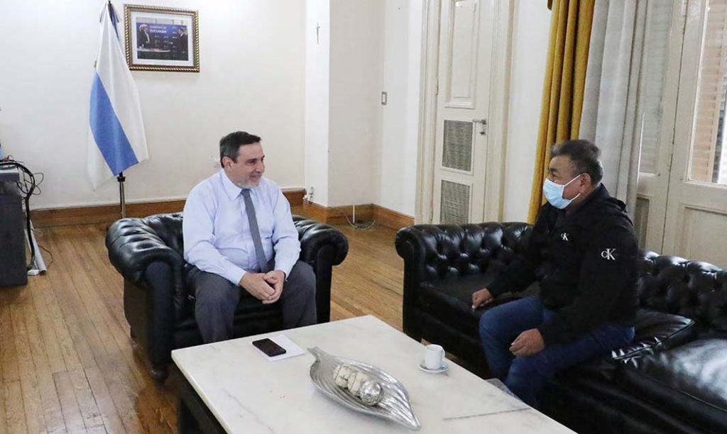 El ministro de salud recibió al representante de los trabajadores nucleados en ATSA.