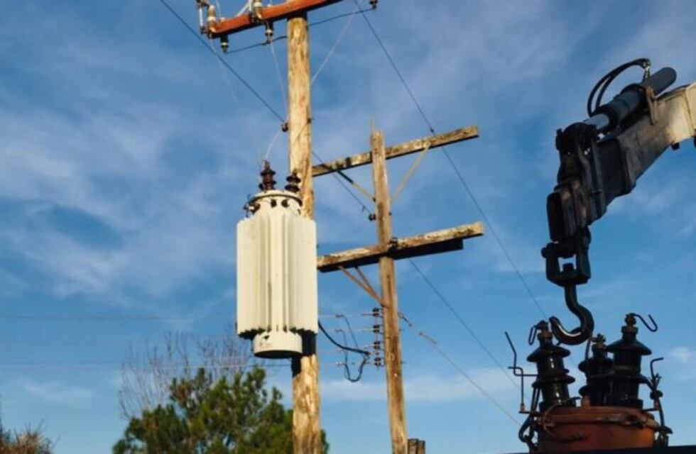 Energía de Misiones realiza trabajos de mejoramiento en Campo Viera y Santo Pipó