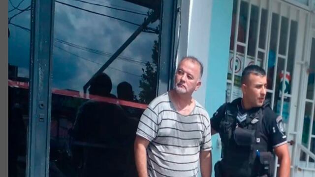 Rescataron a un hombre que se atoró con un pedazo de comida.