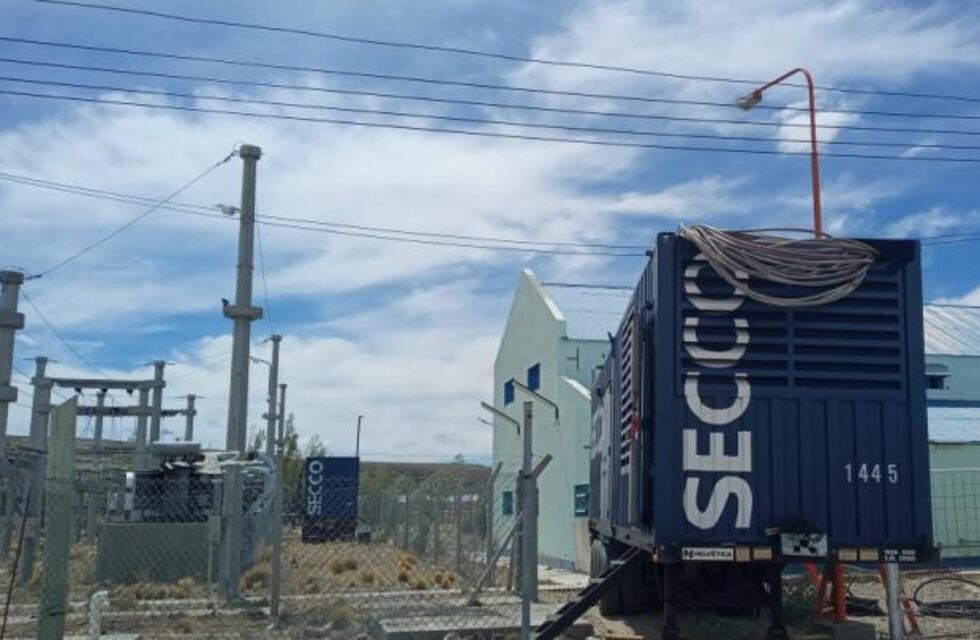 Llegó otro motor para la Central Térmica de Rio Mayo