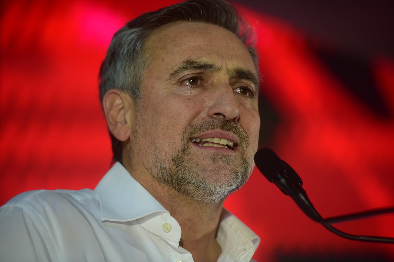 Ramón Mestre, presentó la lista que competirá en las elecciones a diputados. (José Hernández/LaVoz)