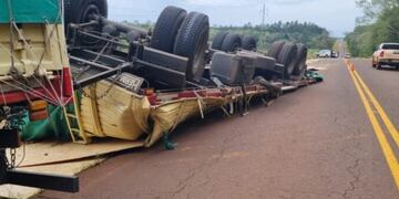 Accidente vial en Santiago de Liniers dejó como saldo daños materiales.