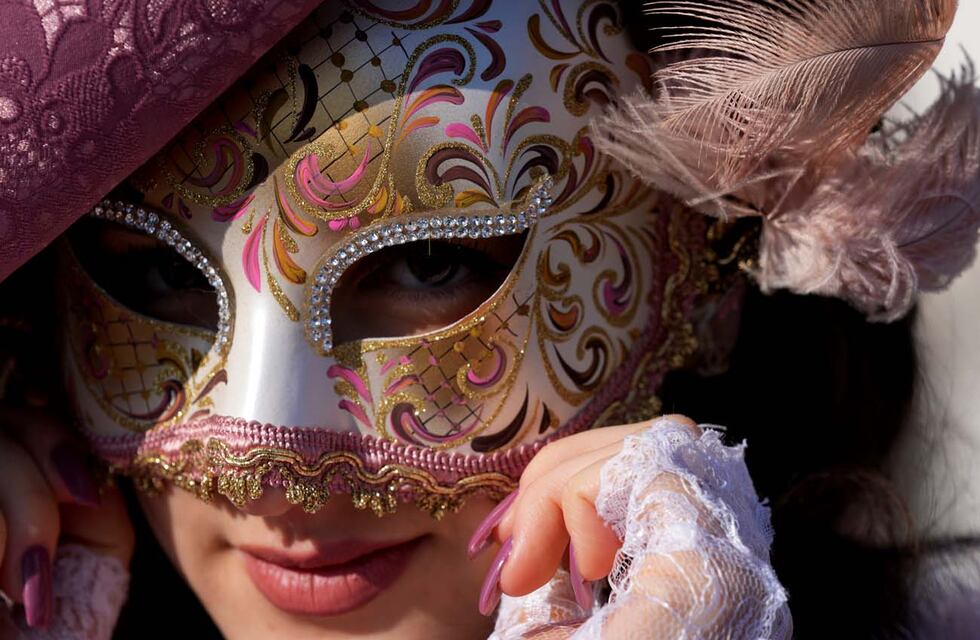 Tres Arroyos: festejos de Carnaval en el Centro Cultural La Estación y La Casona