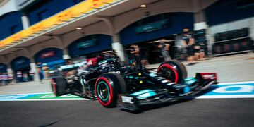 Hamilton perderá 10 lugares en la grilla para el domingo.