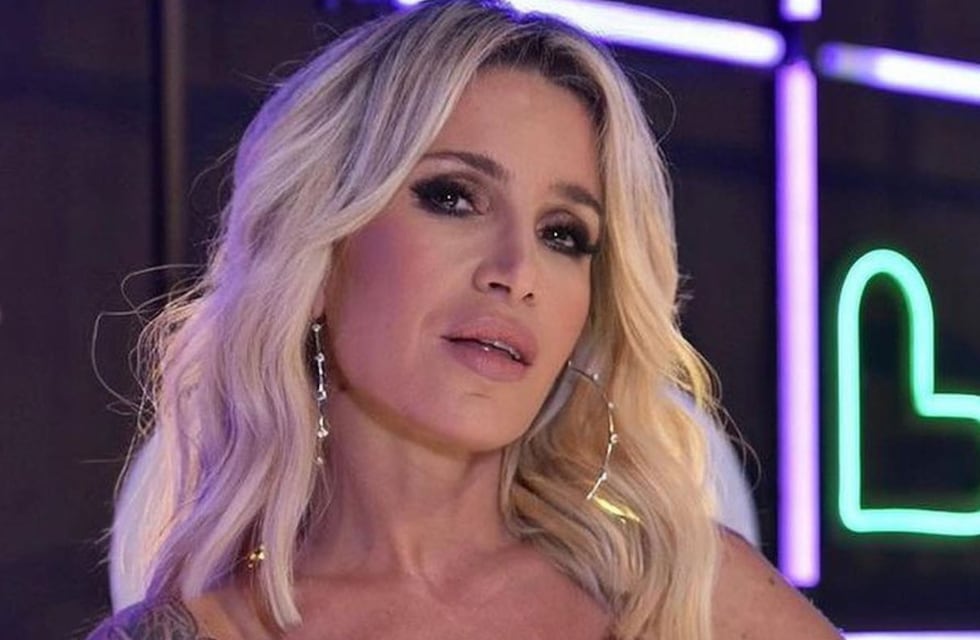Flor Peña hizo vibrar las redes con su look de “Mamá Noel” y adelantó lo que subirá a DivasPlay