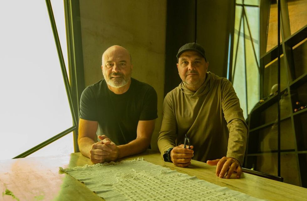 Dos arquitectos mendocinos diseñaron una bodega y ganaron el oro mundial