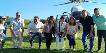 El equipo que realizó los primeros viajes de inicio de clases.