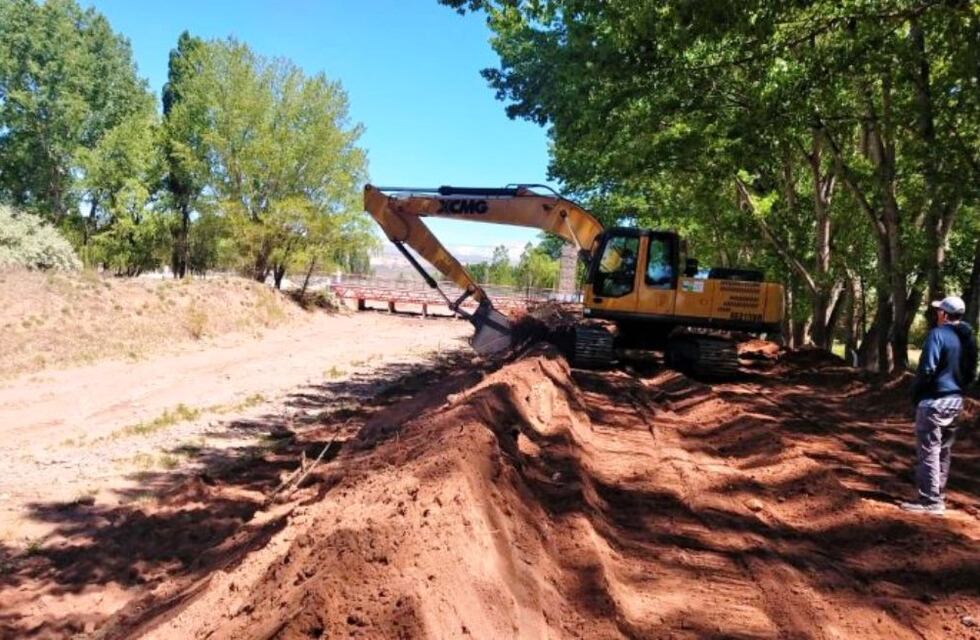 Limpiaron más de 3.000 metros de cauces