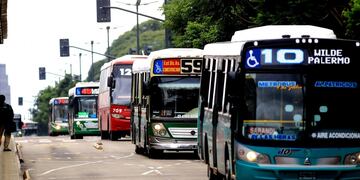 El transporte se pliega al paro del 24 por cinco horas.