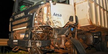 Violento accidente vial en Garupá: un automovilista perdió la vida.