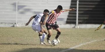 Con dos partidos continúa la décima fecha de la Liga Tucumana