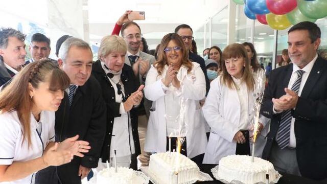 Ministro de salud de Tucumán, Dr Luis Medina Ruiz presente en los festejos por los 125 años del Hospital de niños