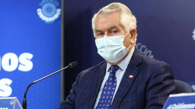 Ministro de Salud chileno.