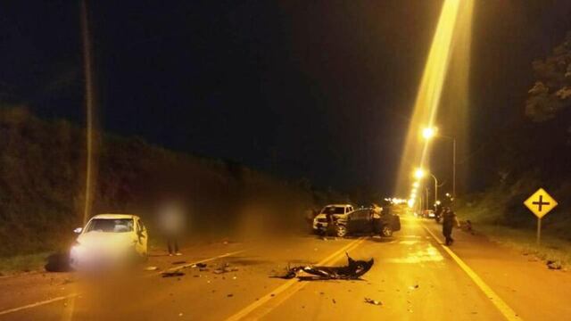 Los dos ocupantes del Prisma fueron trasladados al hospital SAMIC de Oberá, donde posteriormente fueron dados de alta por lesiones leves.