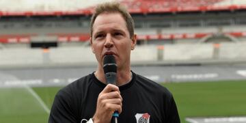 Jorge Brito, presidente de River, hizo gestiones para que Belgrano baje los precios. Pero no prosperaron (Prensa River).