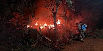Apóstoles: sofocaron un incendio en una vivienda rural y no hubo personas heridas.
