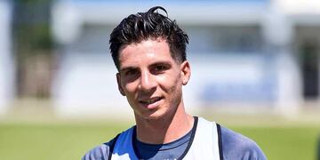 El mediocampista de 26 años pasó tres temporadas en Argentinos Juniors antes de mudarse a Córdoba.