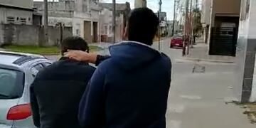 Enfermero detenido acusado de abusar de su hermana