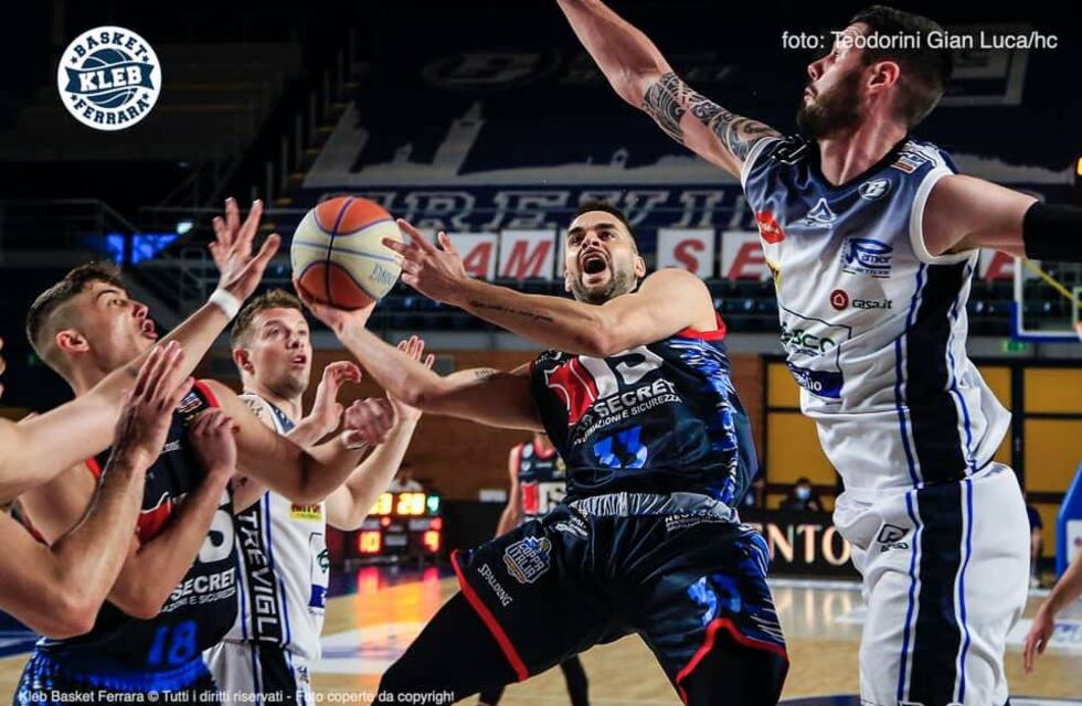 Pablo Bertone fue la figura del Ferrara Basket ante el BBC Treviglio en la A2
