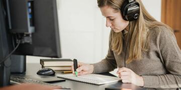 Nuevas ofertas de la Municipalidad de Córdoba. (freepik)