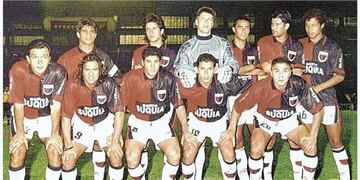 Colón le ganó a Independiente en un cruce decisivo en el 97 (UNO)