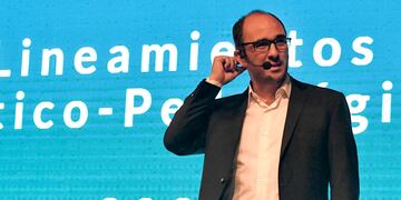José Thomas, Director General de Escuelas.