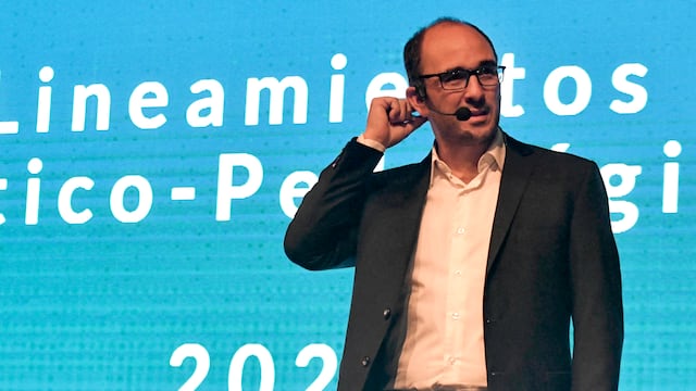José Thomas, Director General de Escuelas.