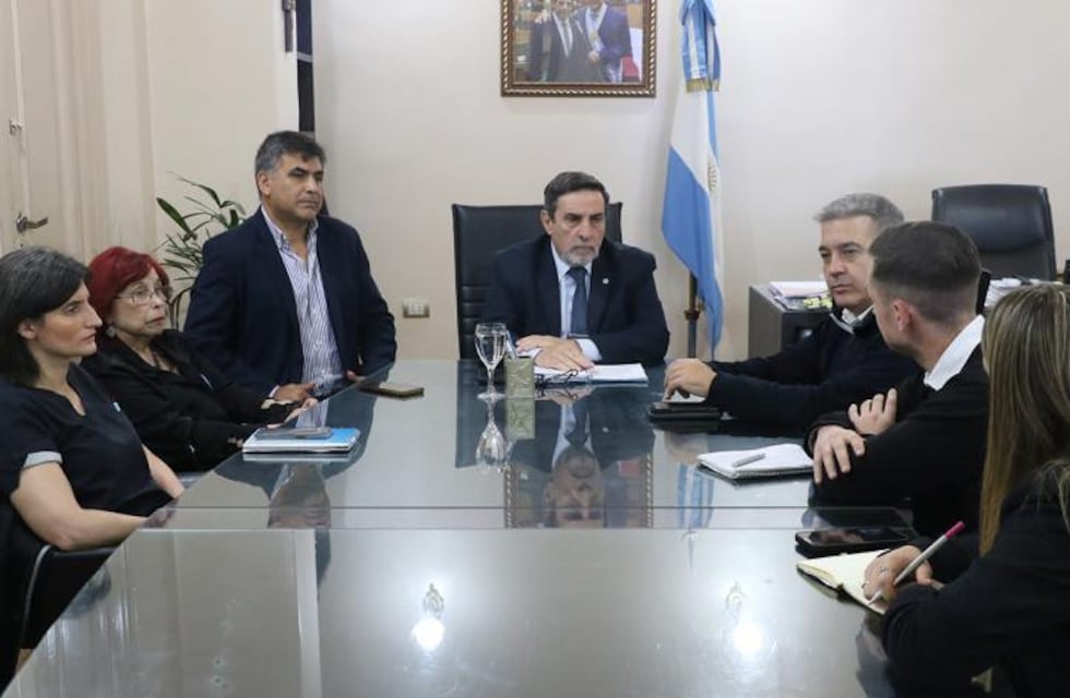 Salud y CFI impulsan una nueva etapa del Hospital Virtual provincial