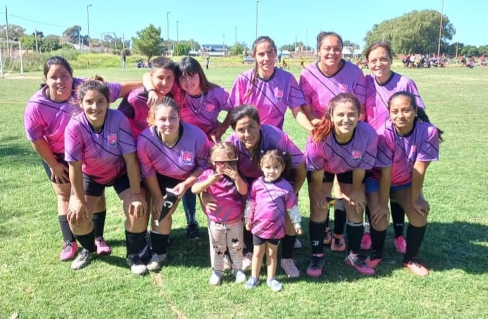 Fútbol femenino: se consolida los cuatro equipos de arriba