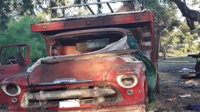 El camión abandonado tenía pedido de detención.