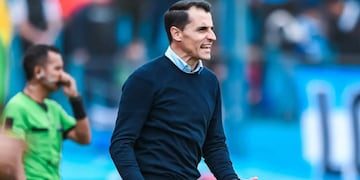 Con Guillermo Farré como DT Aldosivi subió su rendimiento y sueña con la salvación. Con Talleres atento.