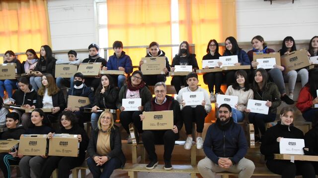 Completaron la entrega de las 1575 netbooks en Rafaela