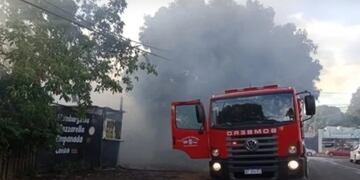 Un incendio consumió una vivienda por completo en Posadas.