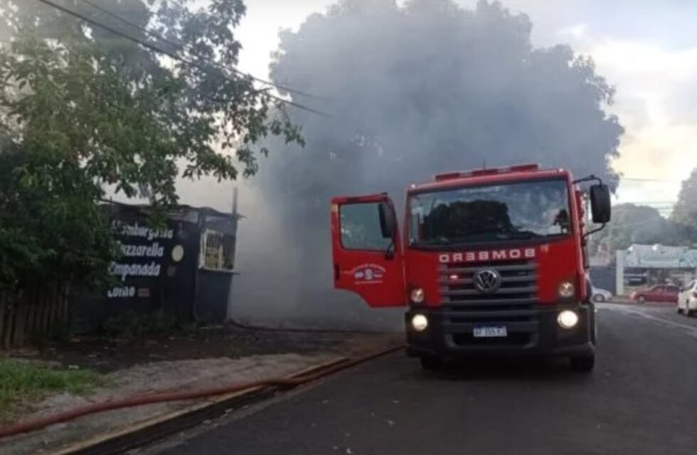 Un incendio consumió una vivienda por completo en Posadas