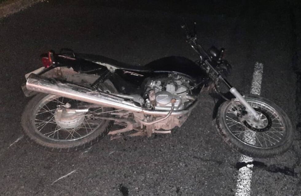 Tragedia en el interior de Córdoba: un motociclista falleció tras chocar en la ruta