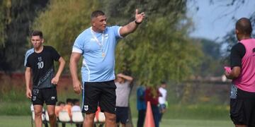 Cacho de elogios para Kudelka, el Cachique y Caranta (Prensa Gimnasia de Jujuy).