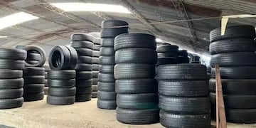 Subastarán cubiertas y llantas de chapa en Córdoba.