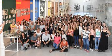 Encuentro de mujeres empleadas municipales en el Viejo Mercado