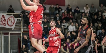 En el inicio del Torneo Clausura del básquet tresarroyense Huracán debutó con un triunfo