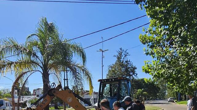 Azcué dice que las roturas de caños se debe a la falta de mantenimiento por años que ha tenido la red.