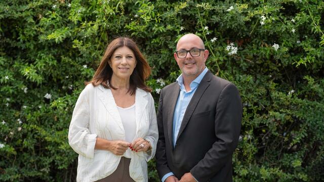 Clara García junto a Alejandro Ambort