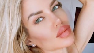 Luciana Salazar posó frente al espejo y paralizó Instagram con un look total black