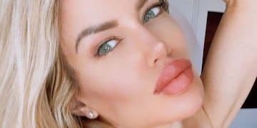 Mega escote y botas hot: Luciana Salazar paralizó Instagram con un vestido total black infartante