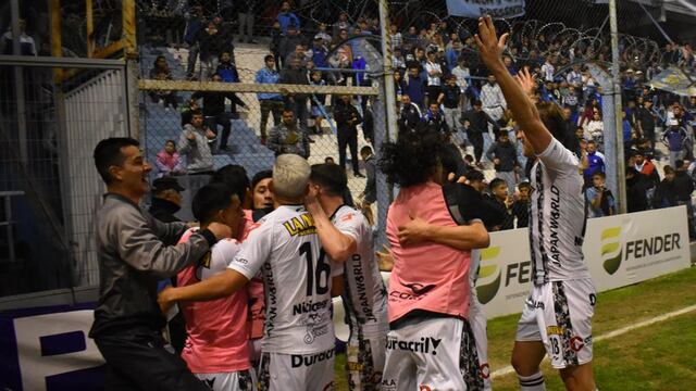 Estudiantes de Caseros metió un triunfazo 2 a 1 ante Atlético Rafaela, de visitante. (Prensa Estudiantes).