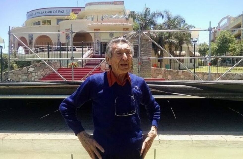 Carlos Paz: Despiden al Poeta “Kelito” Romero Cortéz