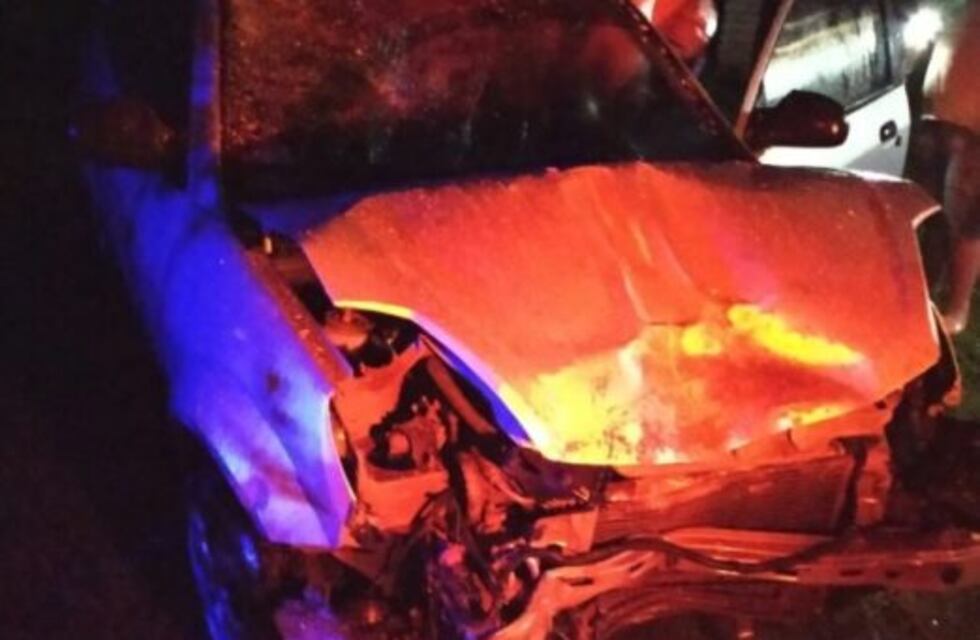 San Javier: un vehículo impactó contra una parada de ómnibus