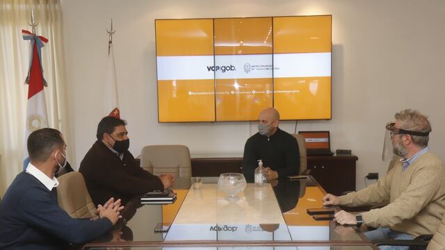 El intendente de Carlos Paz en reunión con representantes del Sindicato de Trabajadores Municipales.