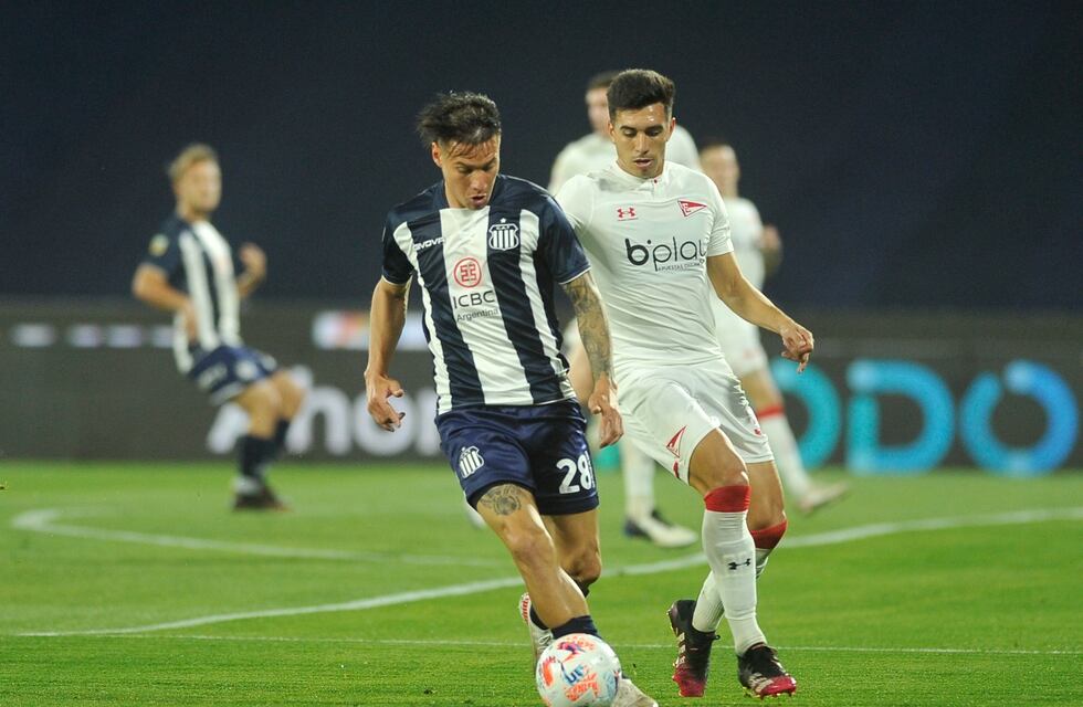Carlos Auzqui: “Hoy todos le quieren ganar a Talleres”