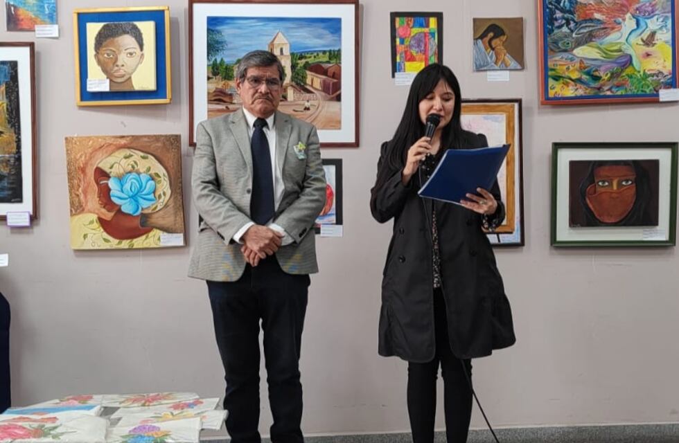 Taller de arte y expresión expone pinturas y artesanías en La Casa del Jubilado