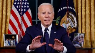 El presidente estadounidense Joe Biden habla sobre la guerra entre Israel y Hamás en la Oficina Oval de la Casa Blanca, el jueves 19 de octubre de 2023, en Washington.